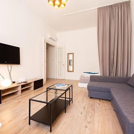 Budapest4U - New Apt In The Central Of Budapest Exteriör bild