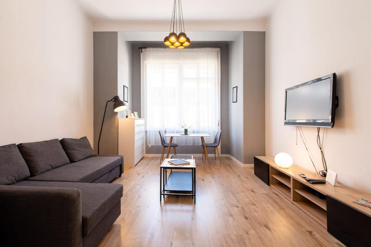 Budapest4U - New Apt In The Central Of Budapest Exteriör bild